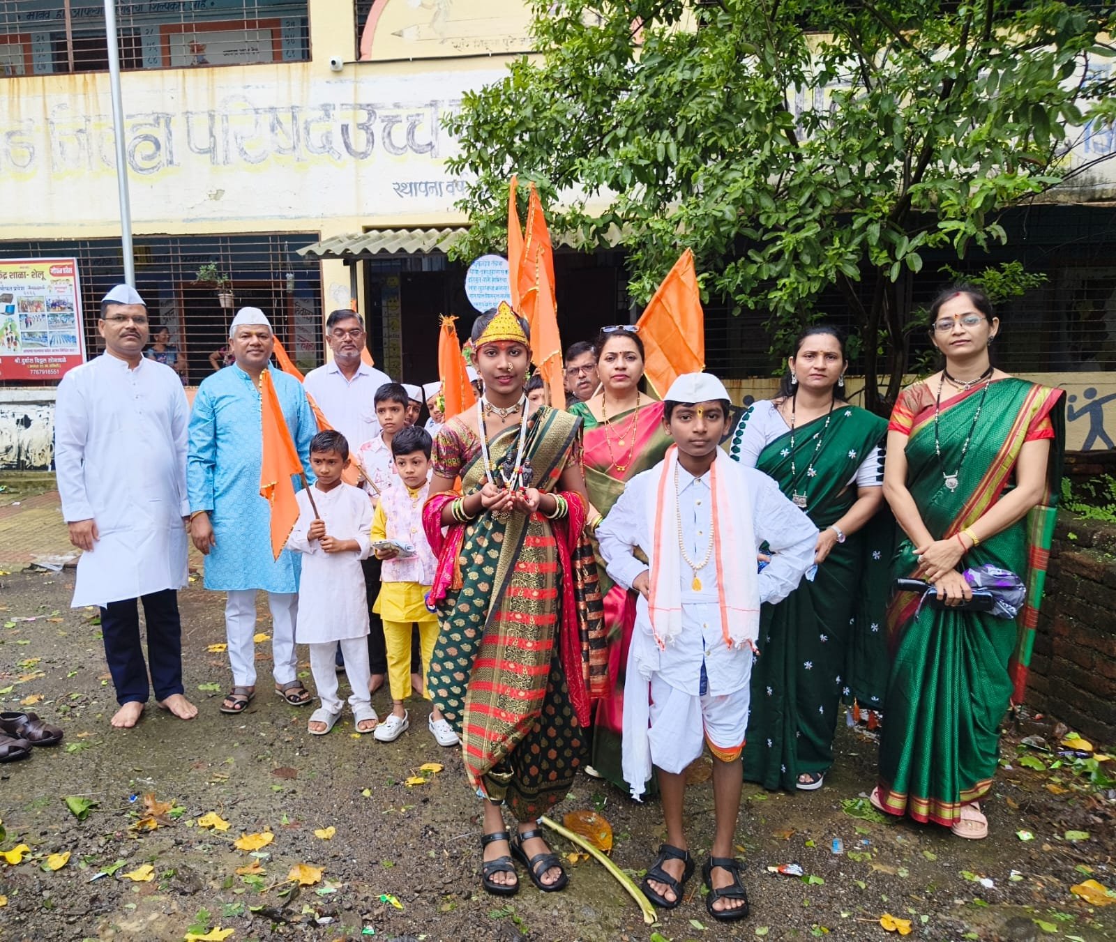आषाढी एकादशीनिमित्त शेलू केंद्र शाळेत वारकरी परंपरेचे जिवंत दर्शन
