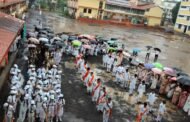 पावसाच्या सरींमध्येही देशभक्तीचा उत्साह कायम