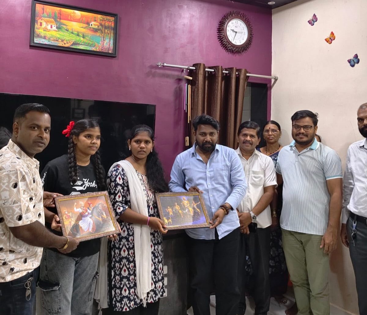 कोंदिवडेच्या ‘Gen Z’ विद्यार्थीनींच्या धाडसाचे मनसेकडून कौतुक