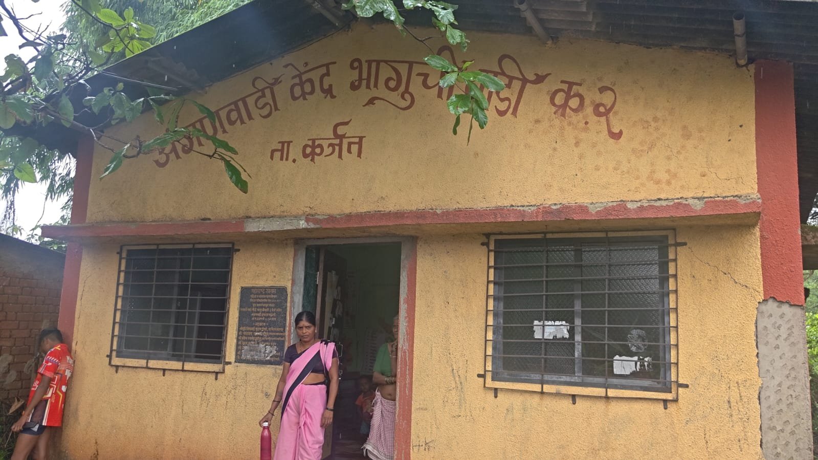 भागुचीवाडी अंगणवाडीत अमृत आहारावर गंभीर आरोप