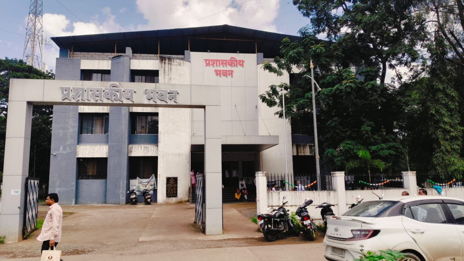 प्रशासकीय भवन मधील लिफ्टसाठी अखेर ६७ लाख ५८ हजाराचा निधी मंजूर