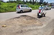कर्जतमध्ये वाहनधारकांचा जीव धोक्यात!