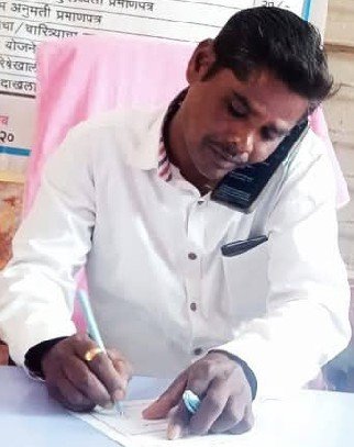 पन्नास वर्षांपासून रखडले होते रोडचे काम